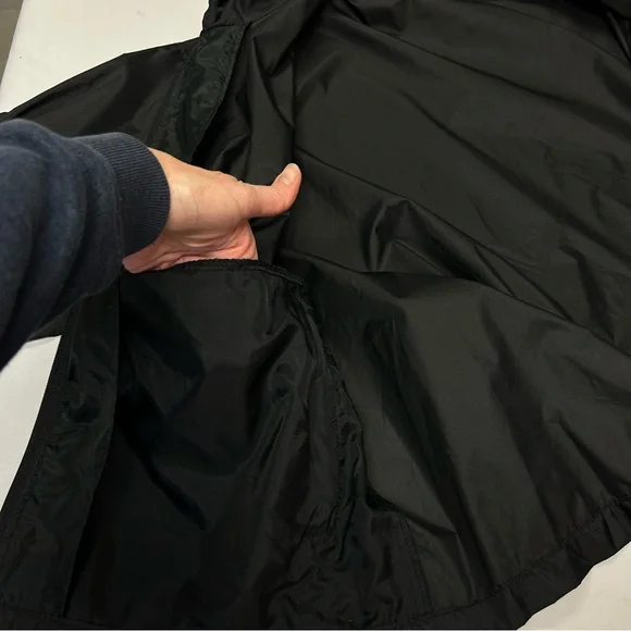 Vintage Disney Winnie the Pooh Adult Windbreaker Rain Jacket Sz M Hood Zip Y2k - Picture 7 of 15